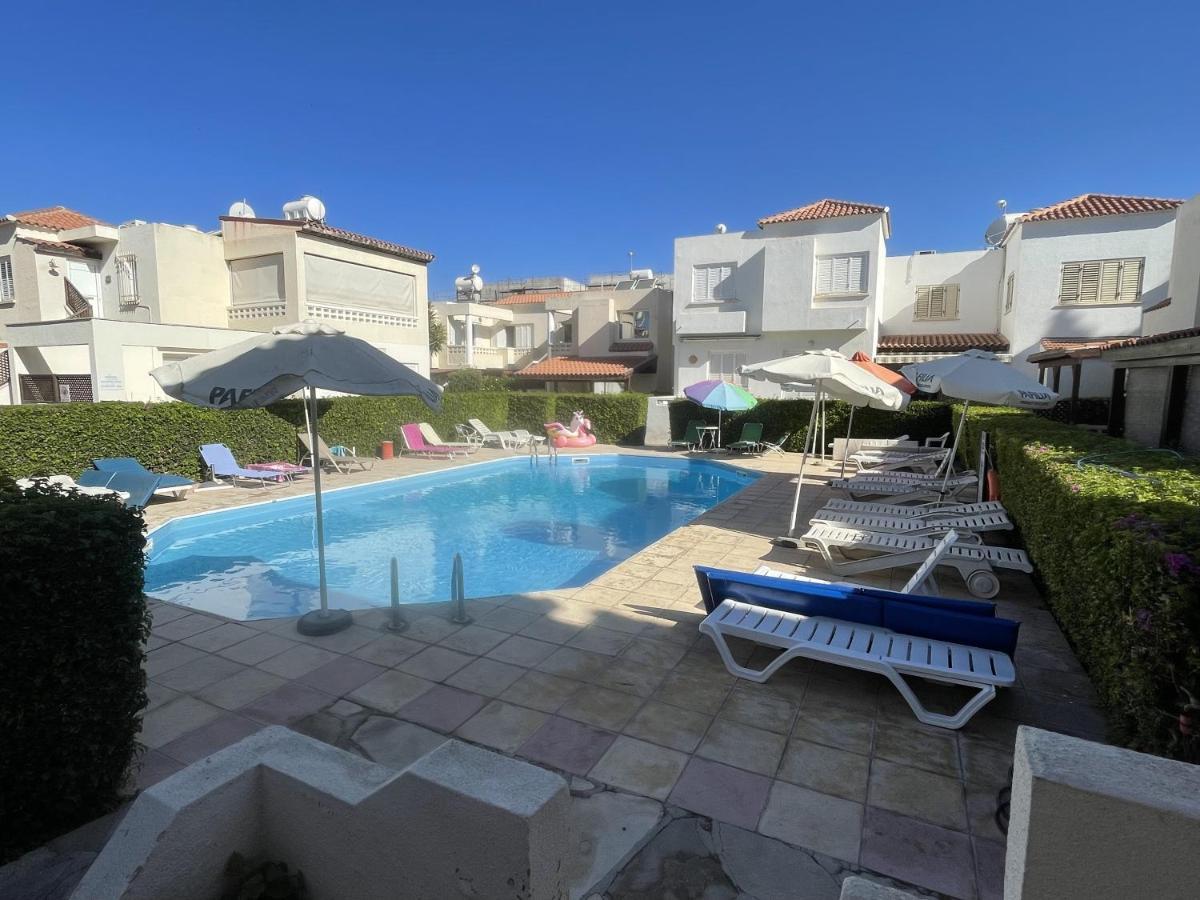 Nerina Appartement Paphos Buitenkant foto