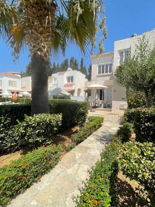 Nerina Appartement Paphos Buitenkant foto