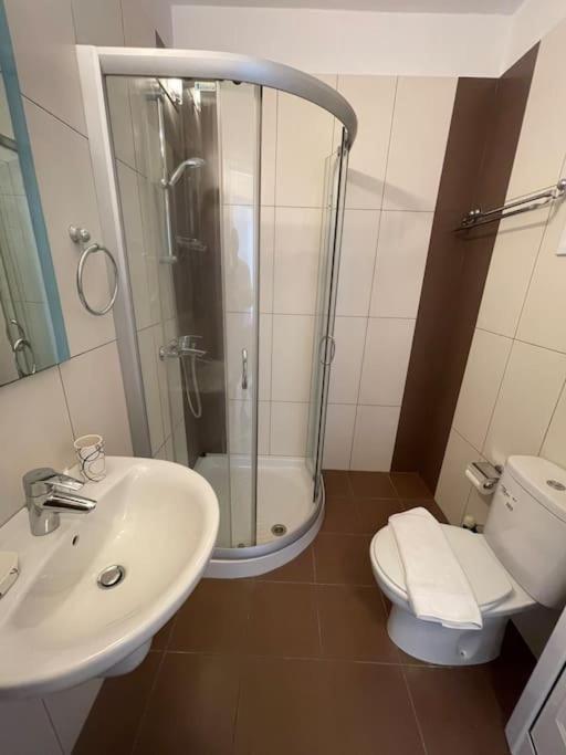 Nerina Appartement Paphos Buitenkant foto